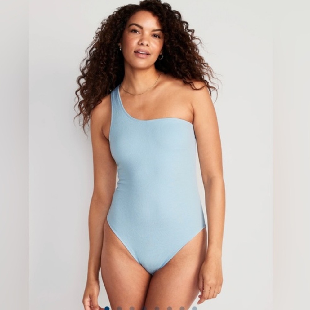 Old Navy Pucker One-piece in Blue Tranquility, size large